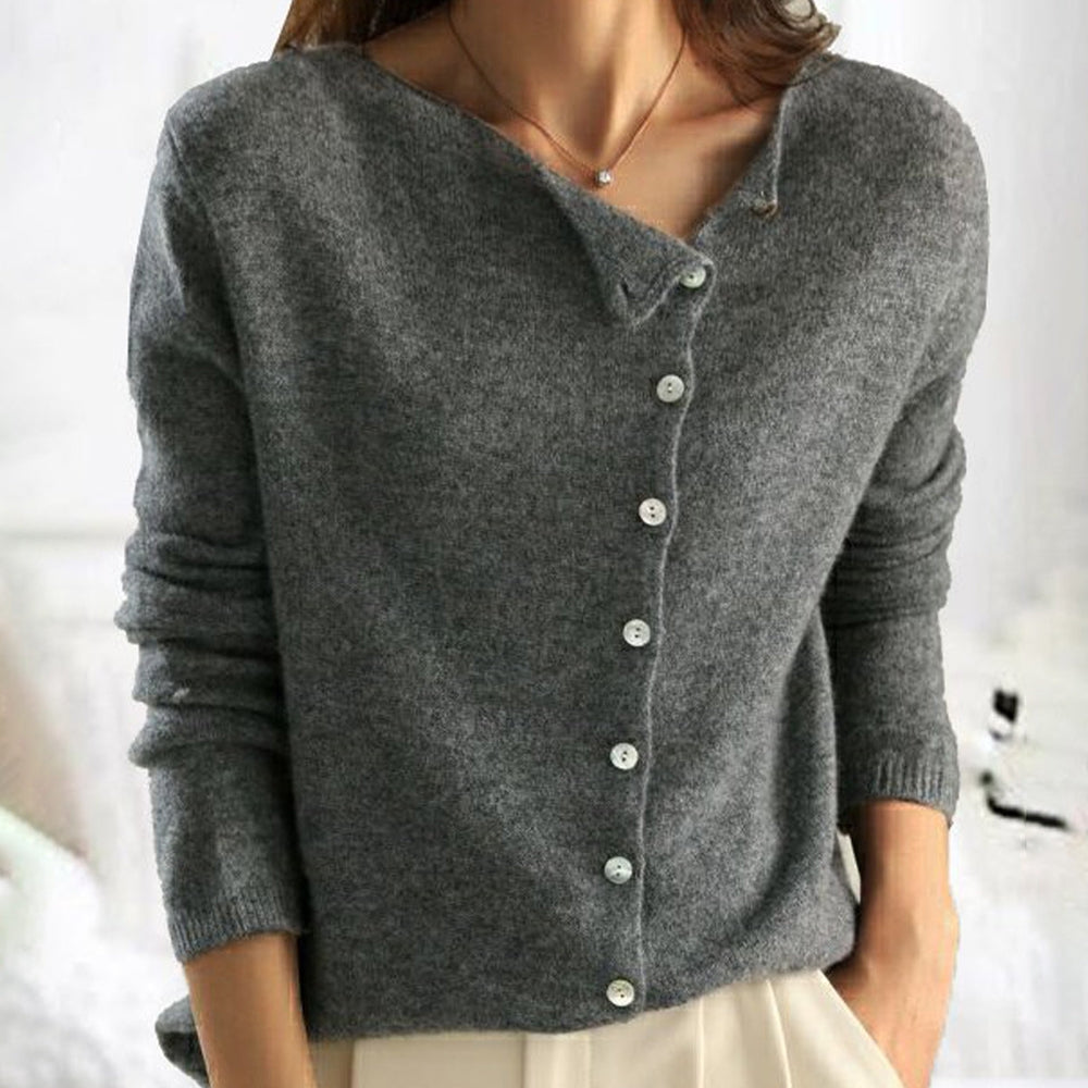 Side-Fastening Cardigan – Elegant and Comfortable Knitwear for a Sophisticated Wardrobe