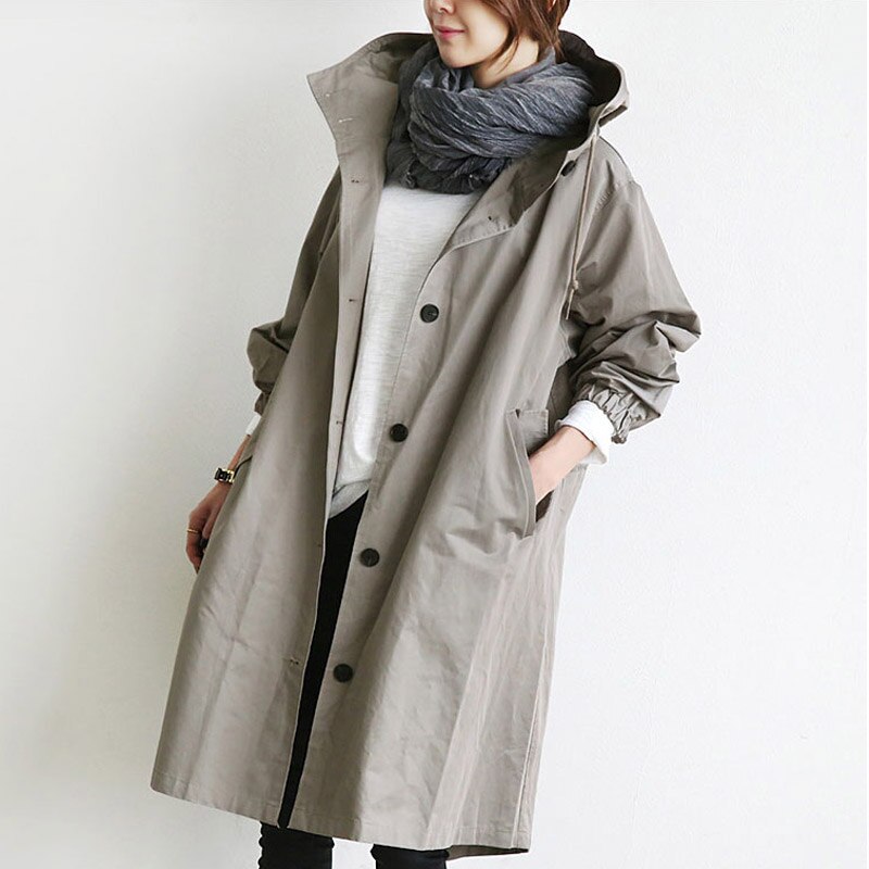 Elegant Trench Coat – Classic and Durable Outerwear for Stylish Protection Against the Chill